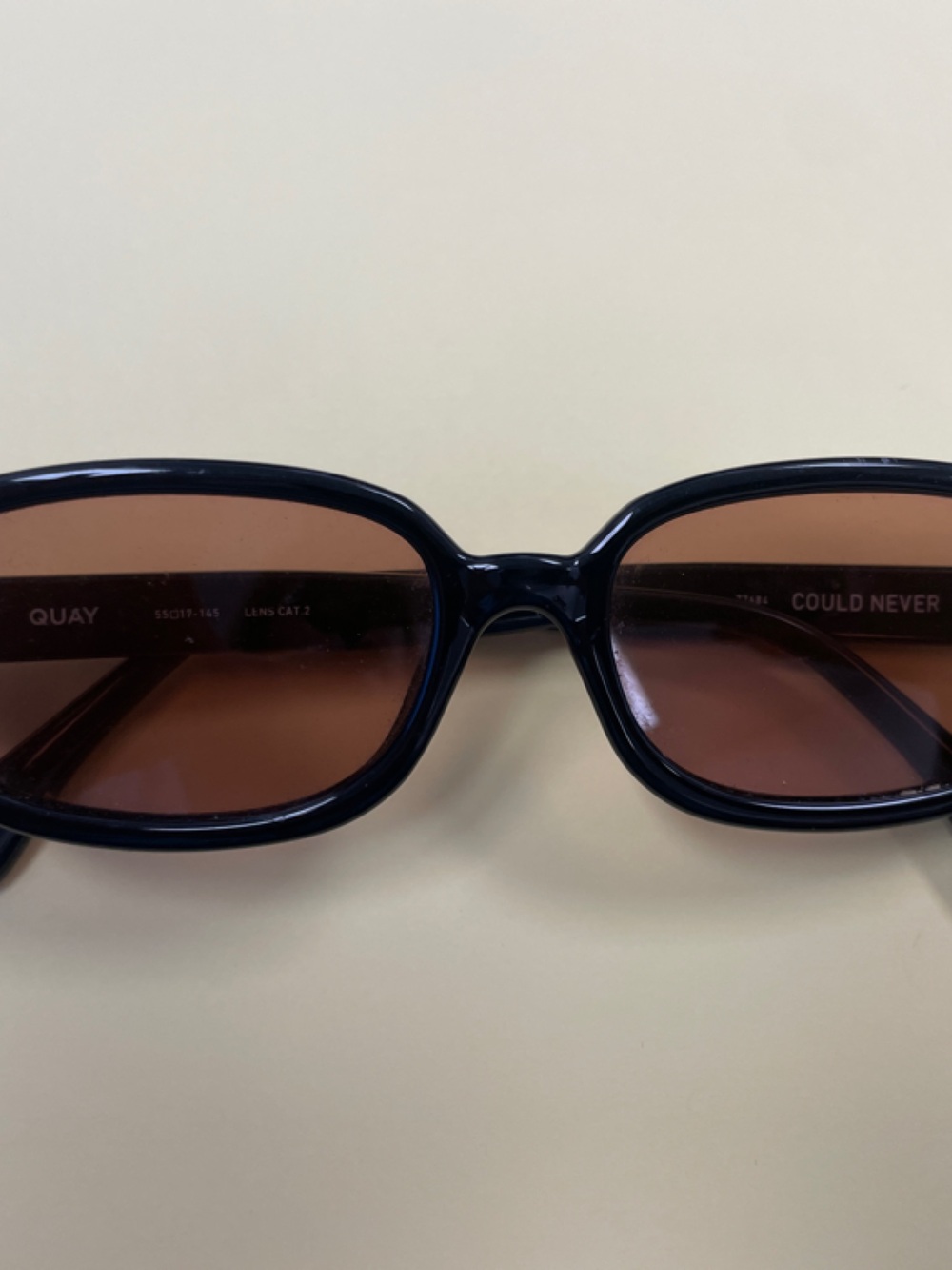 Quay Australia navy frame sunglasses with brown lenses - Picture 2 of 6